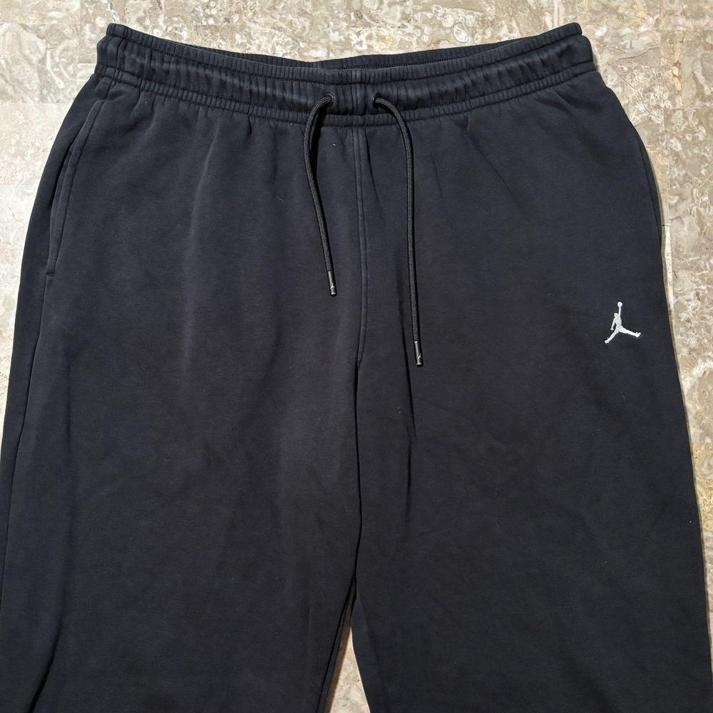 Nike Air Jordan Sweatpants Mens XL Black Joggers 27" Essentials FV7277